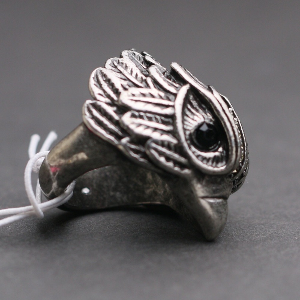 Kurt Geiger London Eagle Chunky Ring Gunmetal Silver Tone Size 7 - Picture 2 of 4